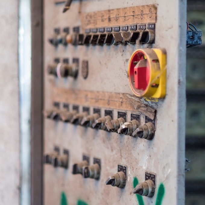 An image of an older circuit board in need of cleaning and repair